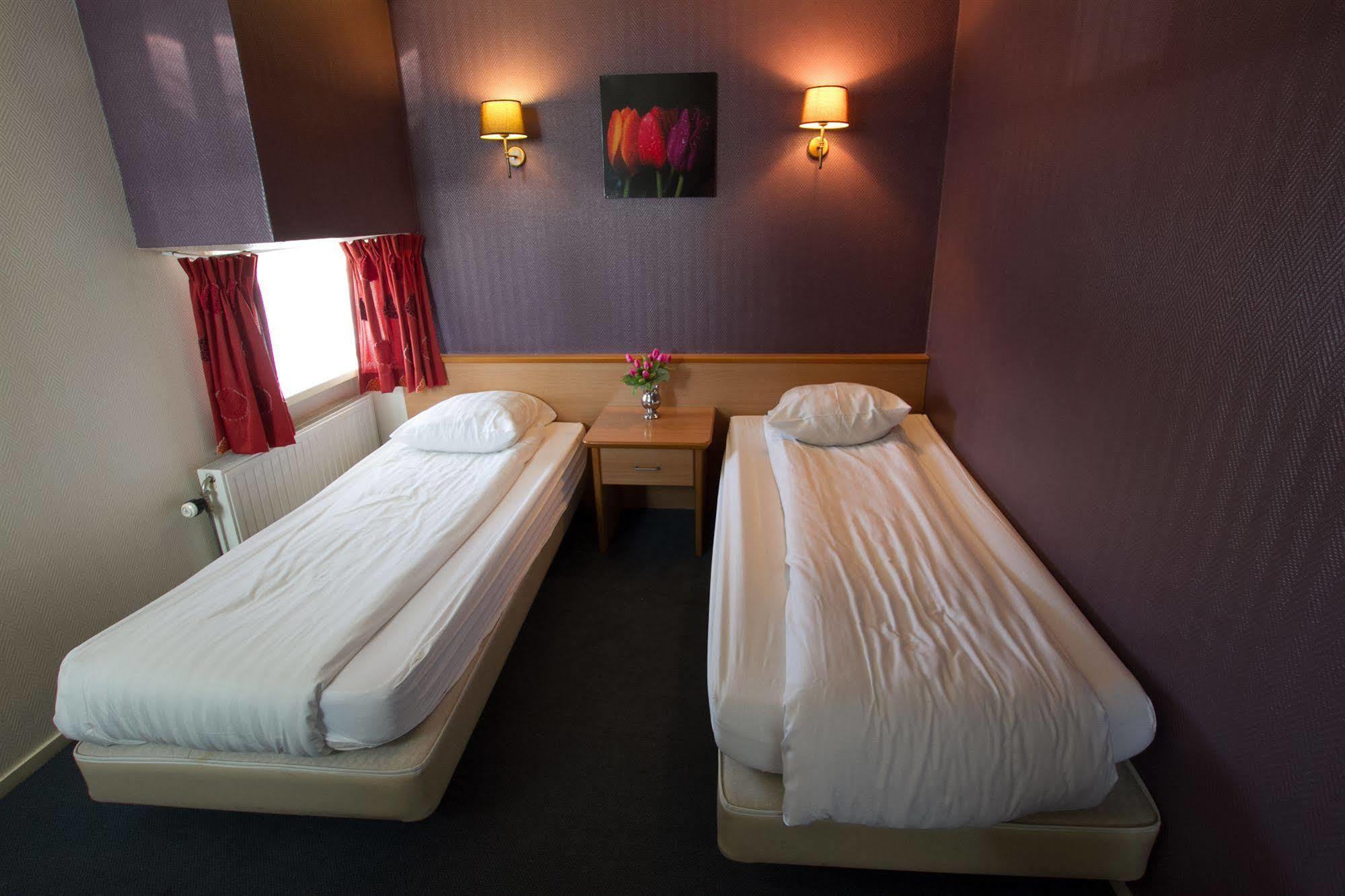 Hotel Velsen ไอย์มัลเดิน ภายนอก รูปภาพ